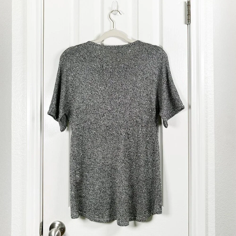 Chico’s Silver Sequin Knit Sweater Top Short Sleeve Party Holiday Women’s 0 XS/S - Picture 5 of 7